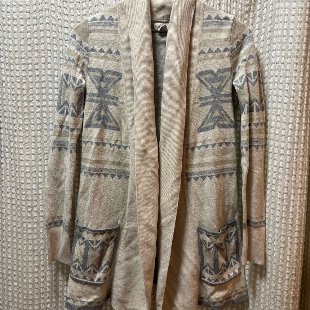 Elegant Beige and Gray Women's Cardigan